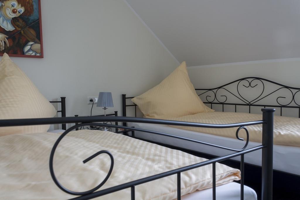 Haus Am Lagunenbad Ferienwohnung Ettelsberg Willingen  Room photo